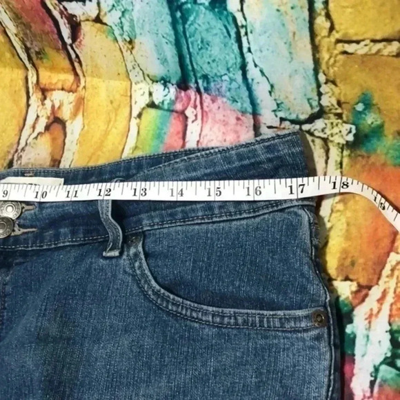 Levi Strauss signature brand size 14 ladies‎ Jean shorts - Picture 7 of 8